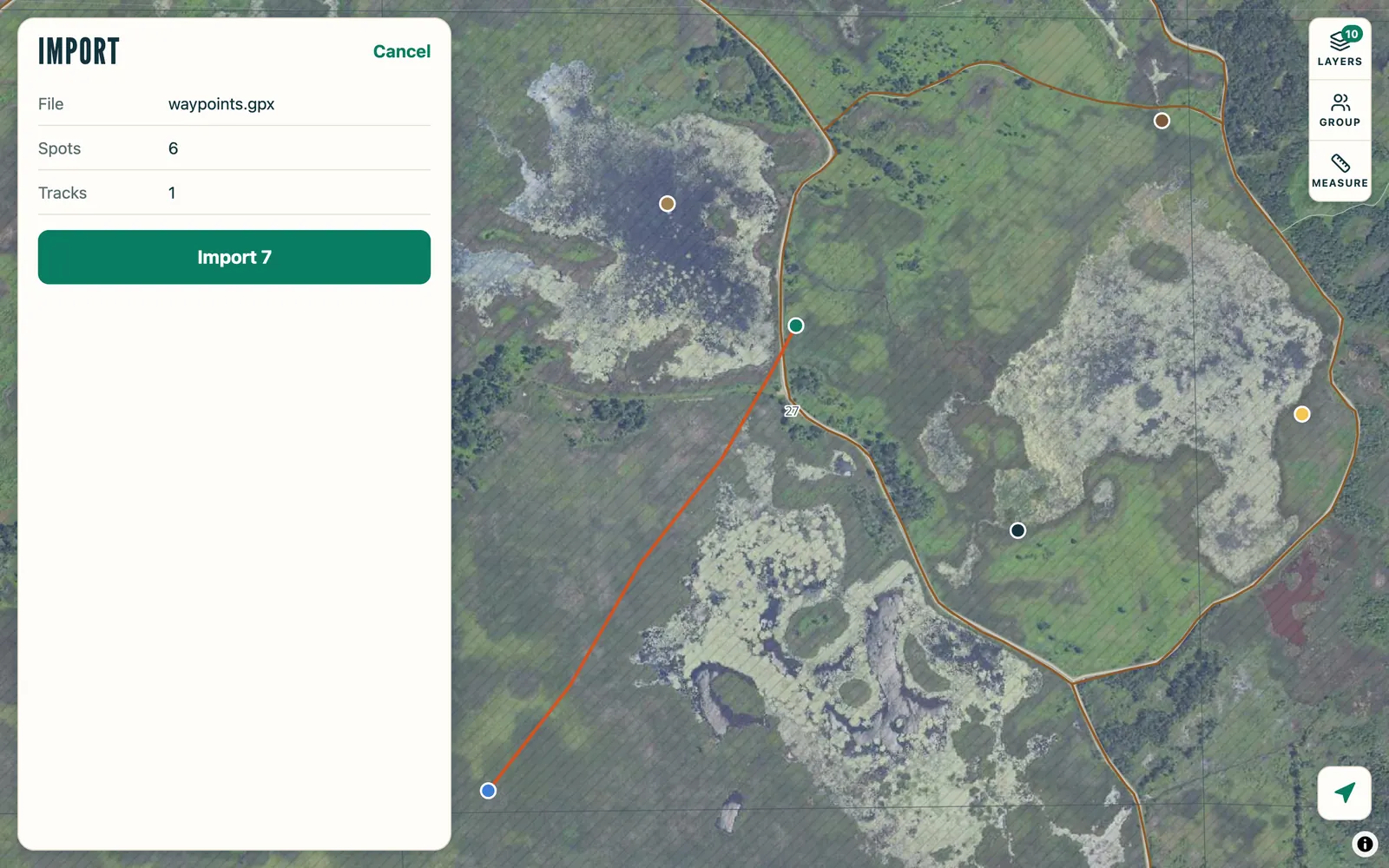 Hunt on a computer: the import sheet beside the map, waypoints.gpx with 6 spots and 1 track, and an Import 7 button